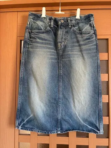 도밍고 DMG 데님 타이트 스커트 무릎 기장