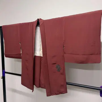 겉옷 꽃 무늬 와인 레드 미싱 자수 기모노 113tz