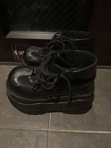 데모니아 demonia 복서