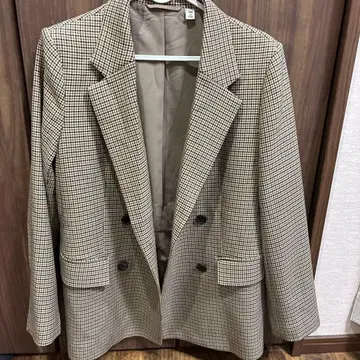 체크 무늬 테일러드 자켓