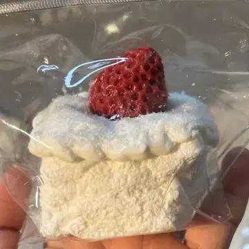 해외 스퀴즈 palmpalm 딸기 크림 케이크