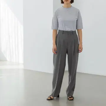 yuw 트윌 투 턱 슬랙스