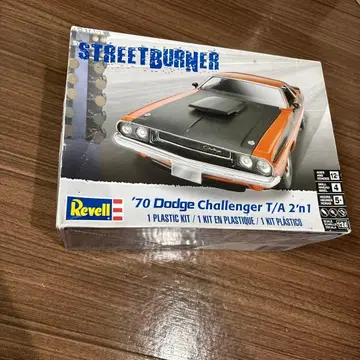 Revell '70 Dodge Challenger T/A 2'n1
