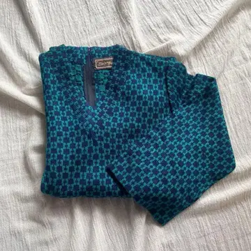 빈티지 레트로 상의 니트 플레어 슬리브