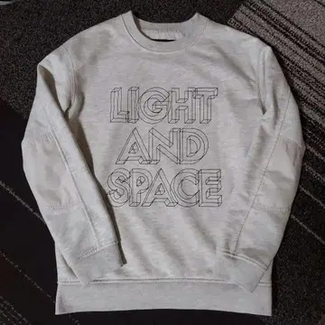 MARC BY MARC JACOBS 마크제이콥스 맨투맨 XS