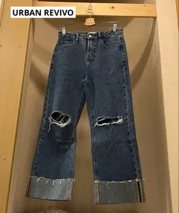 [ URBAN REVIVO ] 데미지 데님 팬츠