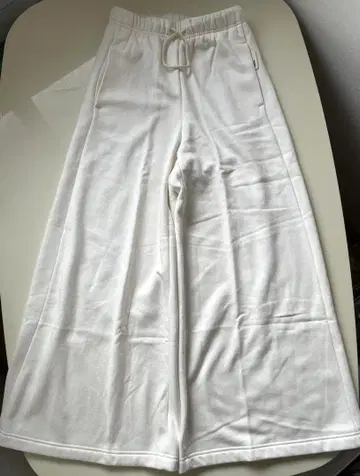 택 포함 새상품 adidas 아디다스 속기모 팬츠 (M)