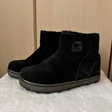 SOREL 블랙 방수 스웨이드 숏부츠