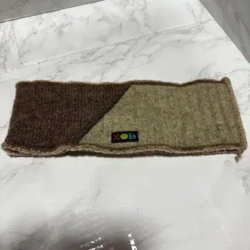 y112709 XOB 헤드밴드 로고 니트 패치워크