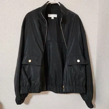 [ 익명 배송 배송비 포함 ] ZARA 하이넥 봄버 자켓