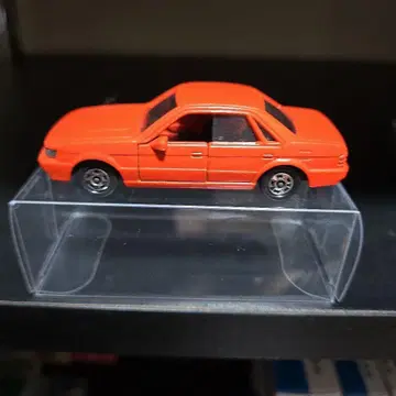 토미카 일본제 닛산 블루버드 (오렌지)