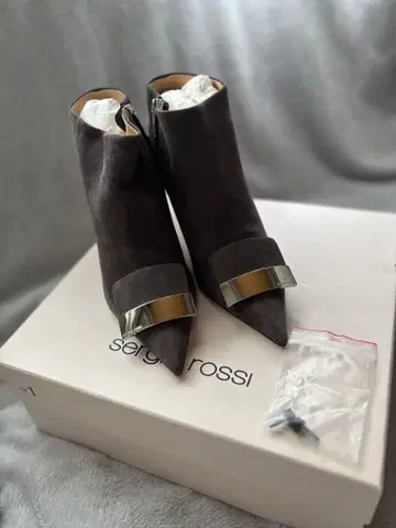 새상품급 [ 미사용 ] Sergio Rossi 스틸레토 부티 그레이