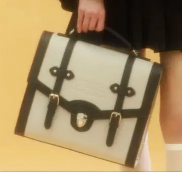 벨트 디자인 배색 새첼 숄더백