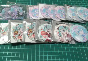 하츠네 미쿠 100엔샵 콜라보 묶음 판매