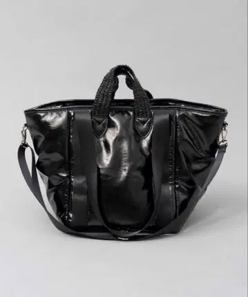 [ 인기 완판 ] MAISON SPECIAL 글로시 토트백 블랙 대용량