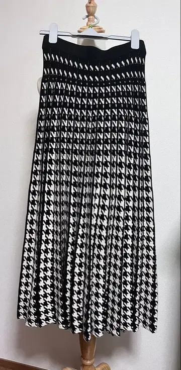 TORRAZZO DONNA 니트 플리츠 스커트