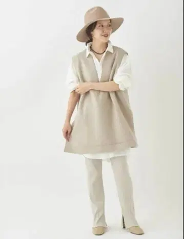 Plage 베이지 V넥 오버 베스트