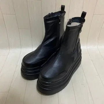 YOSUKE 통굽 스니커즈 24cm 숏부츠