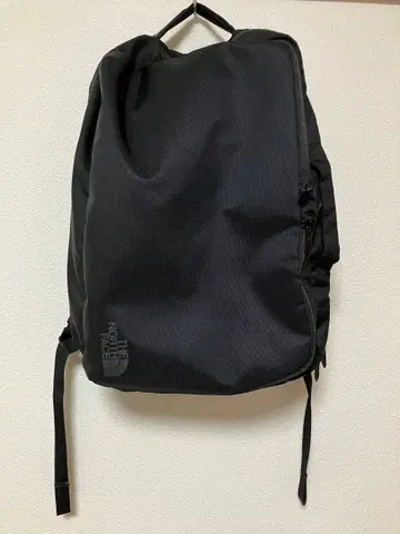 THE NORTH FACE 블랙 백팩