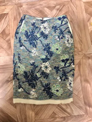 COOHEM 코헤 꽃무늬 패턴 니트 타이트 스커트 무릎 기장