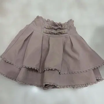 프릴 달린 핑크 미니 스커트