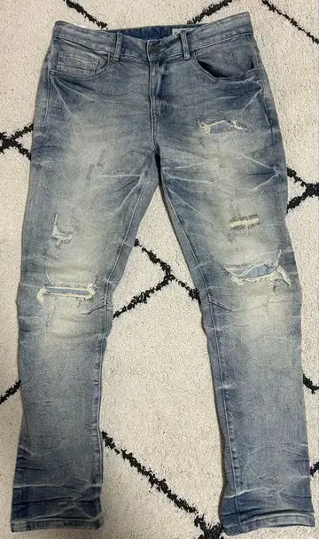 Smoke Rise 데미지 진 W32 L32