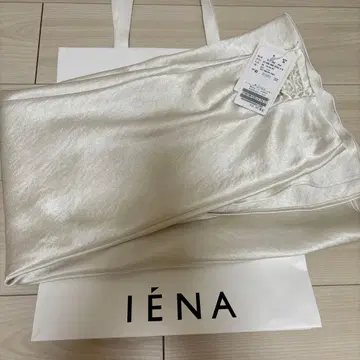 이에나 더블 새틴 스커트 새상품