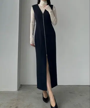 Louere 프론트 더블 지퍼 I 라인 오버롤 스커트 네이비