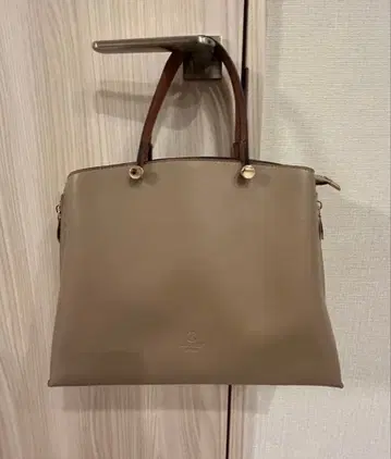 D.KELLY 새상품 백