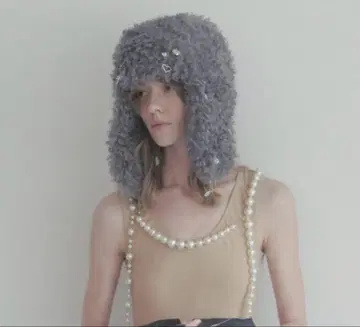 litmus poodle hat