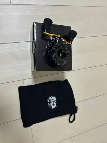 새상품급 Abu Garcia 파워 슈터 우회전