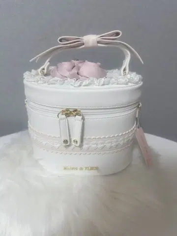[ 새상품 미사용 ] Maison de FLEUR 애니버서리 케이크 백