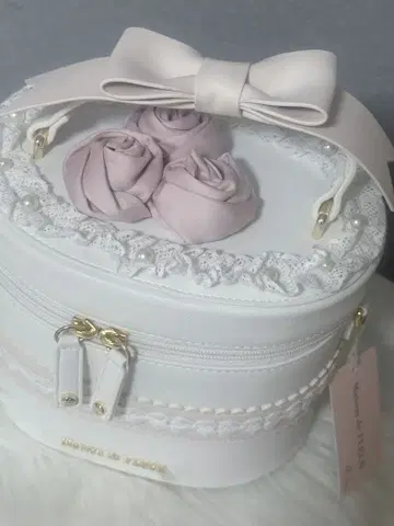 [택 포함 새상품] Maison de FLEUR 기념일 케이크 백