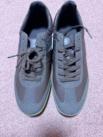 브라운 캐주얼 스니커즈 고무 밑창