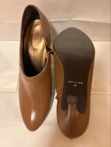 브라운 가죽 지퍼 부티 M 사이즈