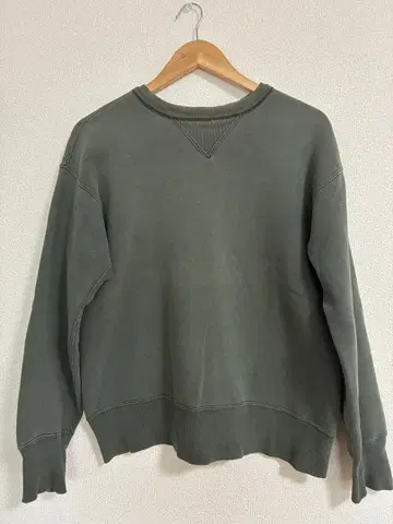 WAREHOUSE 웨어하우스 401 양V 맨투맨 올리브