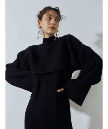 시착만 한 상품 UN3D. 2WAY 케이프 볼레로 니트 원피스