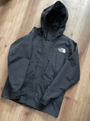 The North Face GORE-TEX 블랙 자켓