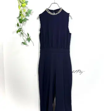 ZARA BASIC 비쥬 장식 슬리브리스 올인원(M) 깔끔한 무지