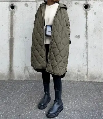 엠마 테일러 퀼팅 푸드코트 카키