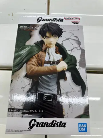 [박스 포함] 리바이 진격의 거인 grandista 피규어