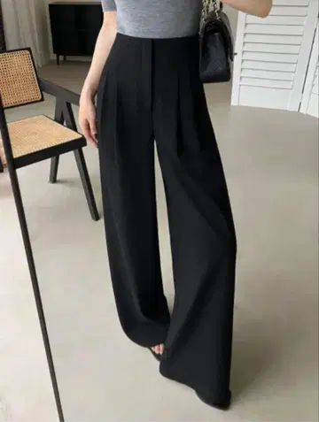 [ 완판템 ] 미사용 새상품 하이웨스트 턱 팬츠 black