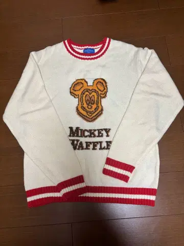 도쿄 디즈니 리조트 미키 와플 스웨터 L