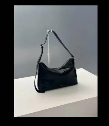 [ 새상품 ] 당일 발송 스탠드 오일 숄더백