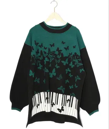 이즈스칼라 553262: 피아노 x 나비 패턴 바이컬러 니트 풀오버