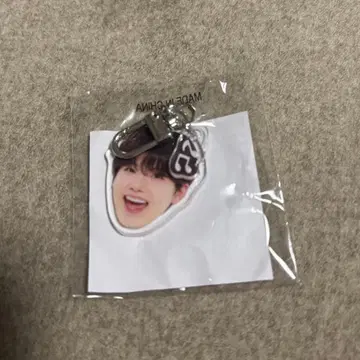 TREASURE PULSE ON 준규 얼굴 아크링 키링 낙