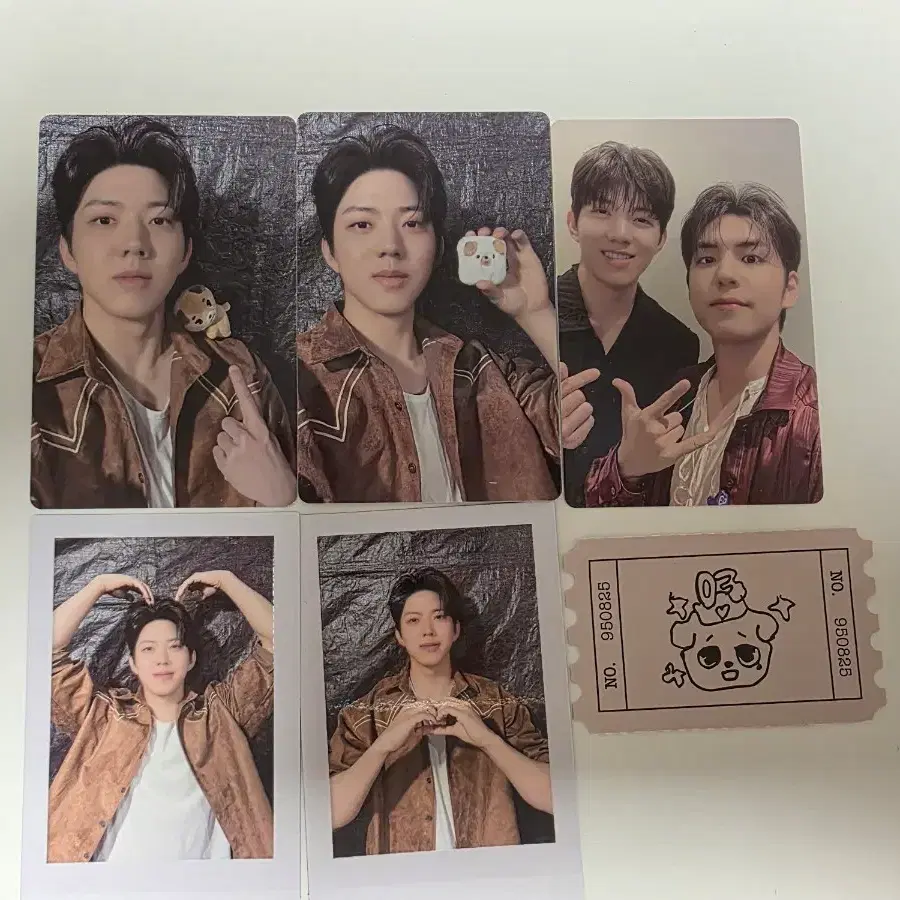 DAY6 | 데이식스 DAY6 1st World Tour Youth DVD on Bunjang Global Site.