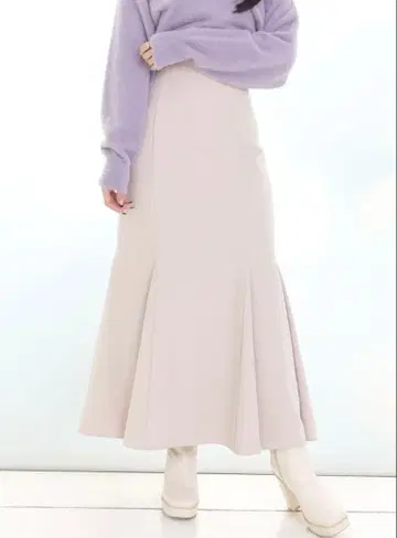 [ 새상품 ] 백 레이스업 스트레치 머메이드 스커트 아이보리