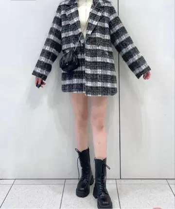 Heather 코트 샤기 미들 코트 겨울 의류 미사용 새상품