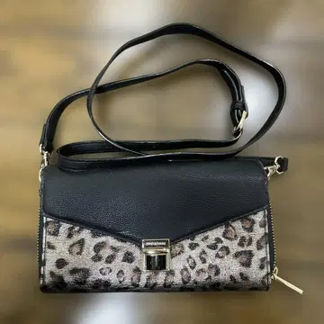 PINKY & DIANNE 레오파드 무늬 숄더백